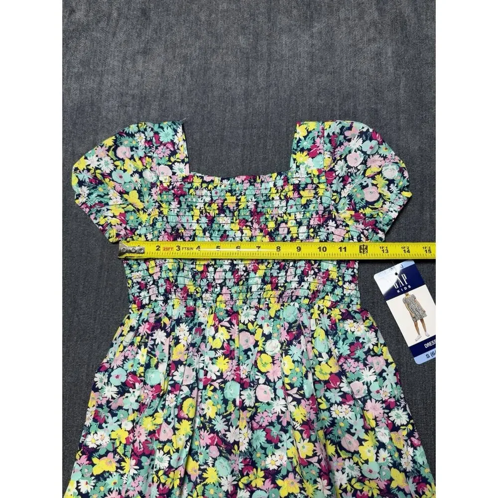 GAP nwt knee